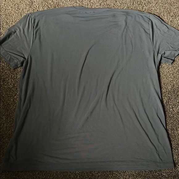 NOBULL Men's Gray T-Shirt - Picture 3 of 3
